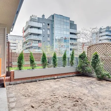 شقة Apartament Przy Dworcu Swiebodzkim Na Ulicy Pochylej فروتسواف